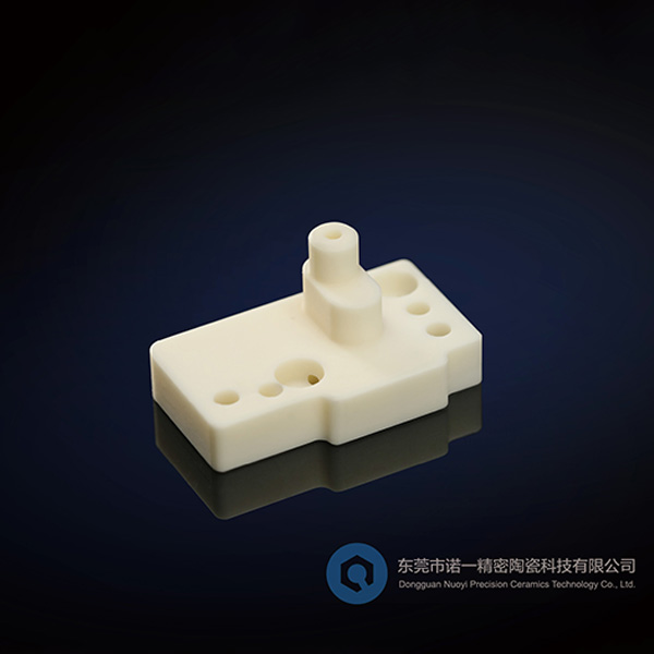 18、氧化铝陶瓷-先进机械设备-陶瓷零件.jpg